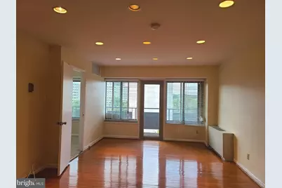 5340 Holmes Run Parkway #709, Alexandria, VA 22304 - Photo 5