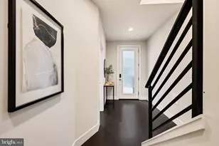 2822 Telek Pl, Alexandria, VA 22314 - Photo 5