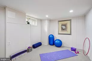 304 E Nelson Ave, Alexandria, VA 22301 - Photo 17