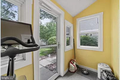 102 E Linden Street, Alexandria, VA 22301 - Photo 21