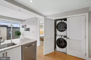 925 N Fairfax St, Alexandria, VA 22314 - Photo 21