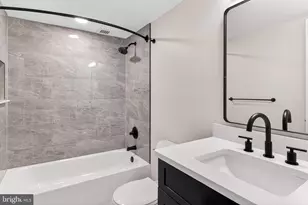 205 Yoakum Pkwy, Alexandria, VA 22304 - Photo 31