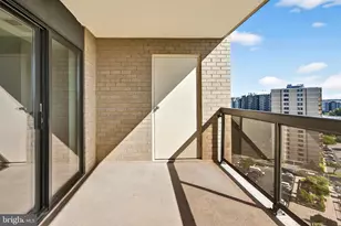 205 Yoakum Pkwy, Alexandria, VA 22304 - Photo 35