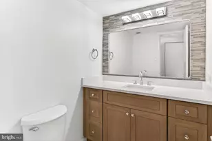 205 Yoakum Pkwy, Alexandria, VA 22304 - Photo 19