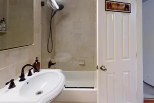 31 Canterbury Square, Alexandria, VA 22304 - Photo 15