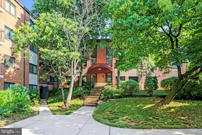 3220 S 28th Street #202, Alexandria, VA 22302 - Photo 1