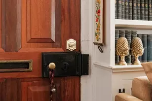 123 S Pitt St, Alexandria, VA 22314 - Photo 7