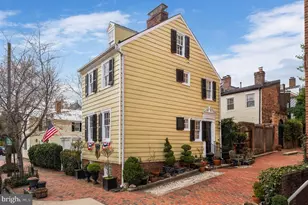 123 S Pitt St, Alexandria, VA 22314 - Photo 3