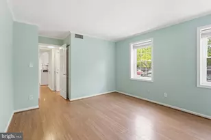 1405 E Abingdon Dr, Alexandria, VA 22314 - Photo 13