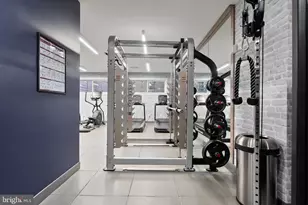 625 Slaters Ln, Alexandria, VA 22314 - Photo 35