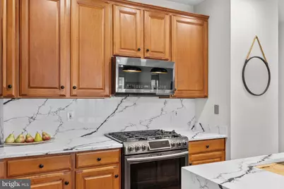 413 Cameron Station Boulevard, Alexandria, VA 22304 - Photo 9