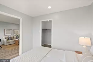 5340 Holmes Run Pkwy, Alexandria, VA 22304 - Photo 11