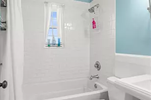 820 Washington Street S, Alexandria, VA 22314 - Photo 17