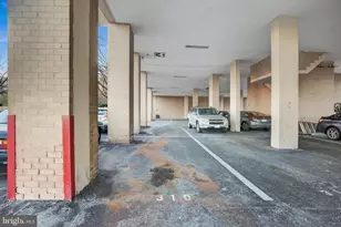 5500 Holmes Run Pkwy, Alexandria, VA 22304 - Photo 7