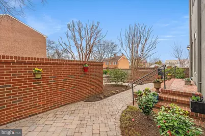 539 S Columbus Street, Alexandria, VA 22314 - Photo 11