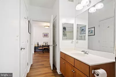 4860 Eisenhower Avenue #482, Alexandria, VA 22304 - Photo 13