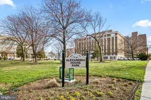 801 Pitt Street N, Alexandria, VA 22314 - Photo 41