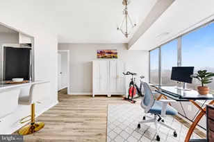 5340 Holmes Run Pkwy, Alexandria, VA 22304 - Photo 11