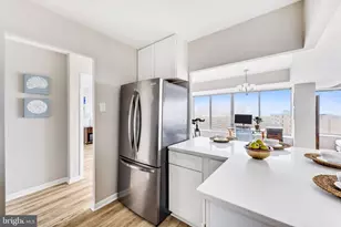 5340 Holmes Run Pkwy, Alexandria, VA 22304 - Photo 19