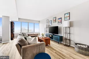 5340 Holmes Run Pkwy, Alexandria, VA 22304 - Photo 5