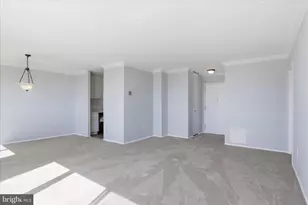 1225 Martha Custis Dr, Alexandria, VA 22302 - Photo 9