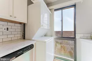 250 S Reynolds St, Alexandria, VA 22304 - Photo 55