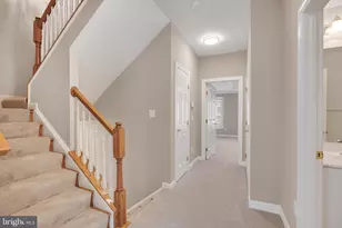 718 Hawkins Way, Alexandria, VA 22314 - Photo 27