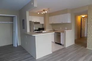 8 S Van Dorn St, Alexandria, VA 22304 - Photo 5