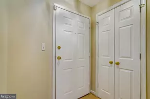 610 N West Street N, Alexandria, VA 22314 - Photo 11