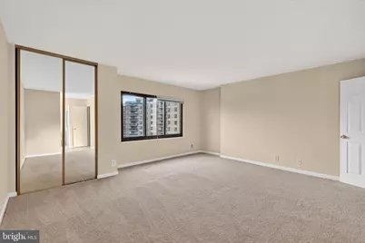 203 Yoakum Parkway #1625, Alexandria, VA 22304 - Photo 17