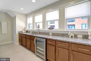 2104 Main Line Blvd, Alexandria, VA 22301 - Photo 21