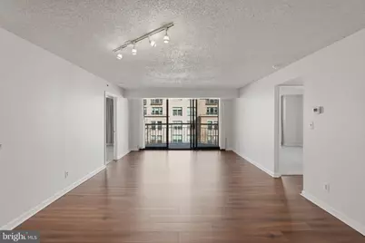 1200 Braddock Place #512, Alexandria, VA 22314 - Photo 7