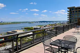 801 N Pitt Street N, Alexandria, VA 22314 - Photo 17
