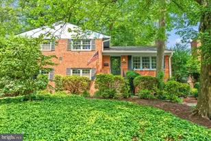 809 E Timber Branch Pkwy, Alexandria, VA 22302 - Photo 1