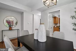 813 Wolfe St, Alexandria, VA 22314 - Photo 11