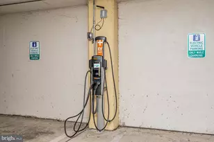 309 Holland Ln, Alexandria, VA 22314 - Photo 39