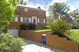 716 Overlook Dr N, Alexandria, VA 22305 - Photo 1