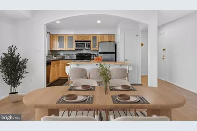 3210 S 28th Street #402, Alexandria, VA 22302 - Photo 5