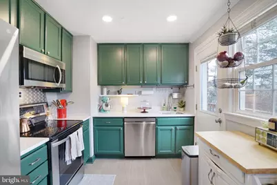 1901 Scroggins Road, Alexandria, VA 22302 - Photo 7