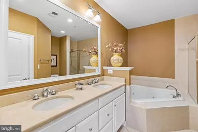 703 Rose Square, Alexandria, VA 22314 - Photo 33