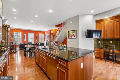 703 Rose Square, Alexandria, VA 22314 - Photo 17