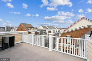 703 Rose Square, Alexandria, VA 22314 - Photo 47