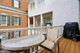 703 Rose Square, Alexandria, VA 22314 - Photo 25