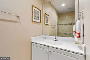 703 Rose Square, Alexandria, VA 22314 - Photo 39