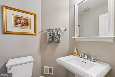 703 Rose Square, Alexandria, VA 22314 - Photo 23