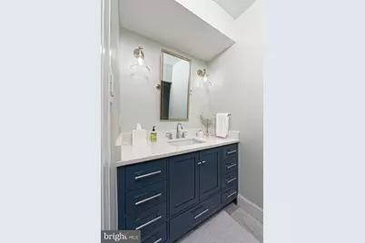 318 Prince Street #7, Alexandria, VA 22314 - Photo 27