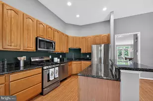 428 Clayton Ln, Alexandria, VA 22304 - Photo 17