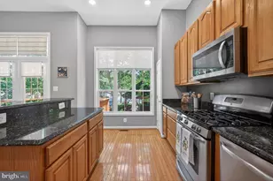 428 Clayton Ln, Alexandria, VA 22304 - Photo 19