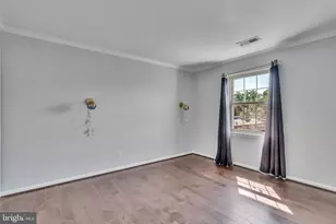 525 Bashford Ln, Alexandria, VA 22314 - Photo 13