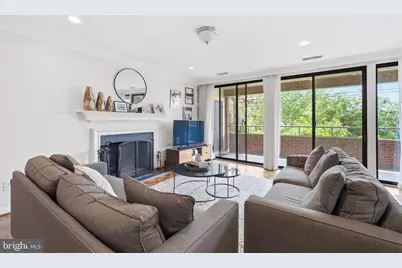 601 Wilkes Street #301, Alexandria, VA 22314 - Photo 3